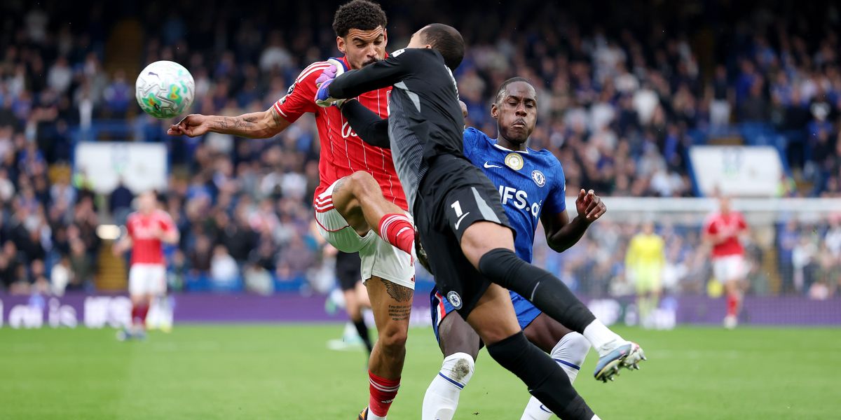 Gibbs-White shows facial injury after clash with Sanchez during Nottingham Forest's win over Chelsea
