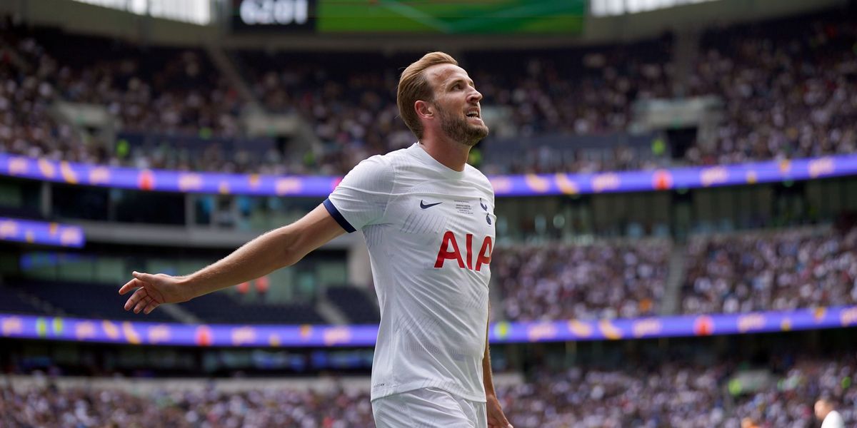 Harry Kane congratulates Tottenham fans as Spurs secure Premier League survival