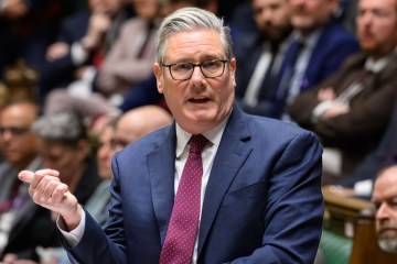 Labour rebels intensify calls for Starmer's resignation amid growing discontent within party