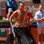 Laura Siegemund critiques Naomi Osaka's outfit at French Open, states it's not a fashion show