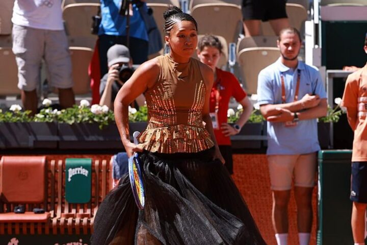 Laura Siegemund critiques Naomi Osaka's outfit at French Open, states it's not a fashion show