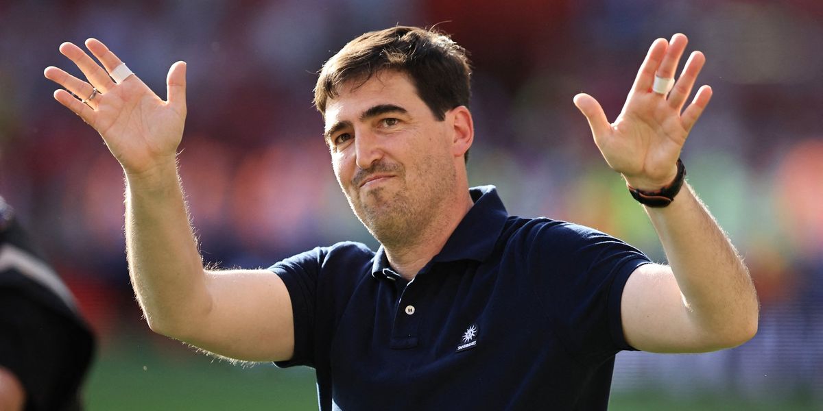 Liverpool identify Andoni Iraola as frontrunner to succeed sacked manager Arne Slot