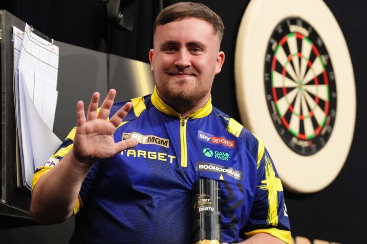 Luke Littler discusses key moments with Luke Humphries after Premier League victory in Aberdeen