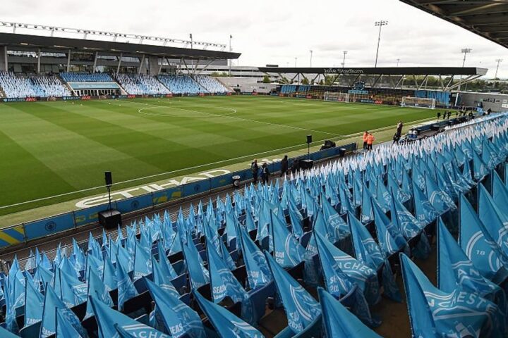 Manchester United supporters urge FA to intervene over Youth Cup final venue decision