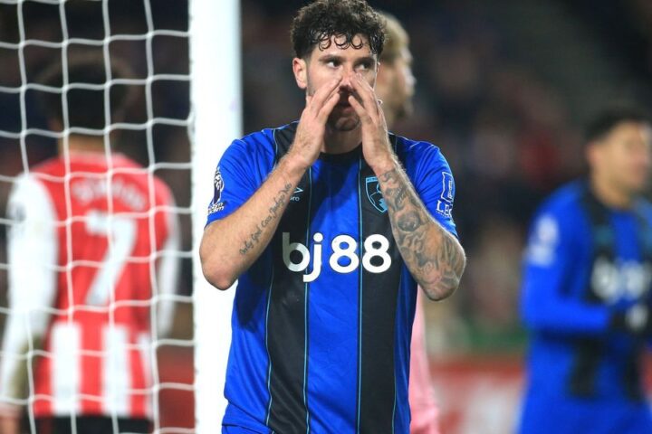 Marcos Senesi to leave Bournemouth at season's end as top clubs show interest