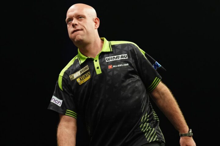 Michael van Gerwen dismisses Premier League concerns ahead of crucial final matches