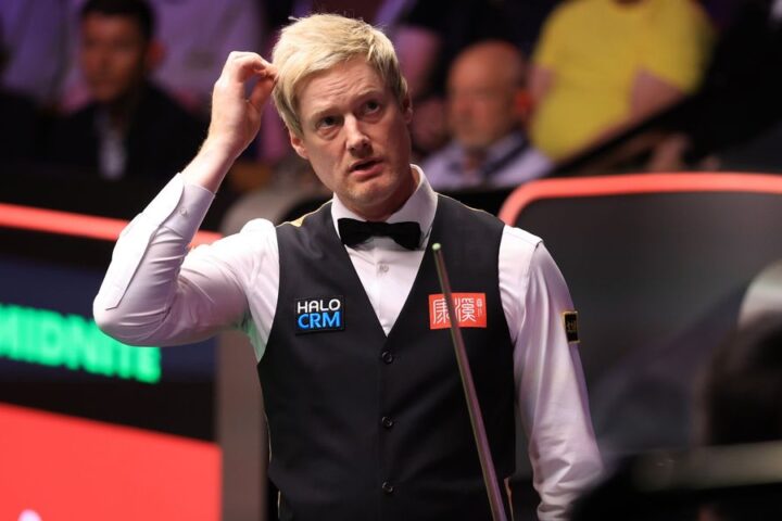 Neil Robertson criticises lenient entry standards of snooker's Hall of Fame despite being a member