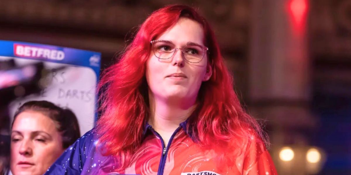 Noa-Lynn van Leuven criticizes darts ban that she says ended her competitive career