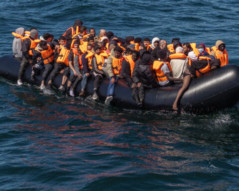 Polling shows 62% of voters support benefit cuts for migrants to reduce welfare costs
