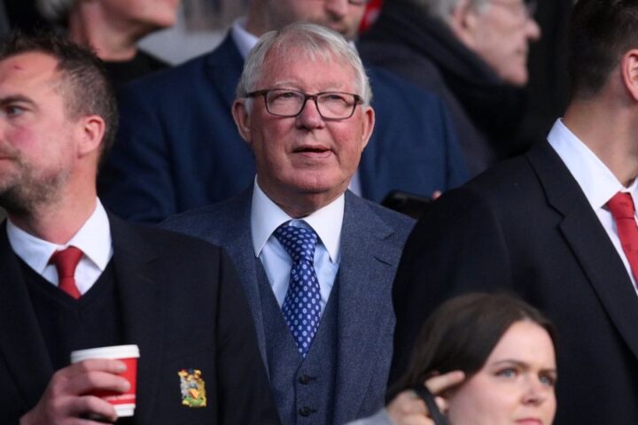 Positive update on Sir Alex Ferguson's health following hospital visit during match