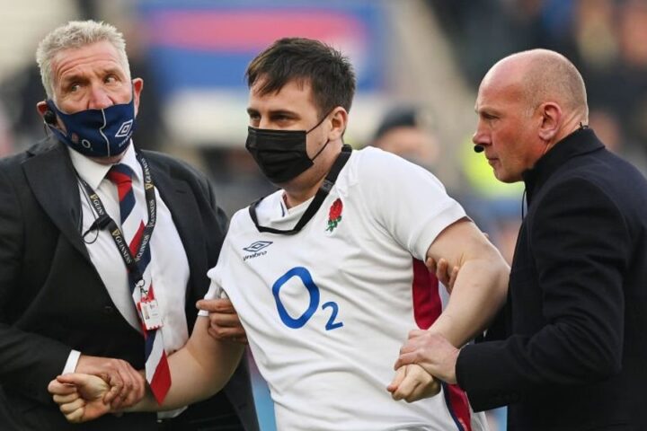 Prankster sentenced to 15 months for pitch invasion and disruption at Twickenham