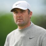 Scottie Scheffler leads early at PGA Championship, rivals struggle in opening round