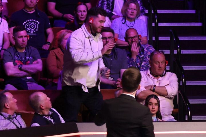 Spectator ejected from World Snooker Championship semi-final over Epstein protest