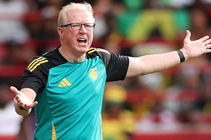 Steve McClaren considers return to English football with Rotherham United's director of football role
