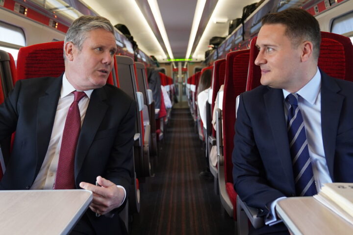 Wes Streeting prepares to challenge Keir Starmer as leadership tensions rise in Labour