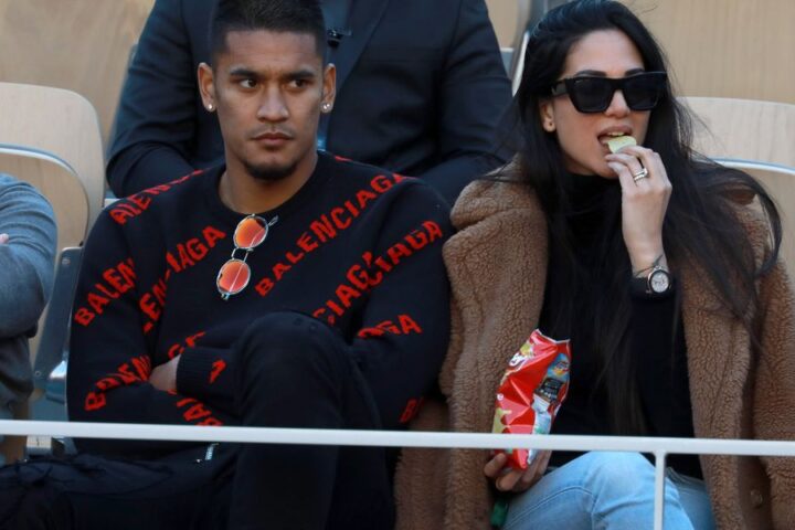 West Ham goalkeeper's wife criticizes Nuno Espirito Santo after club's Premier League relegation