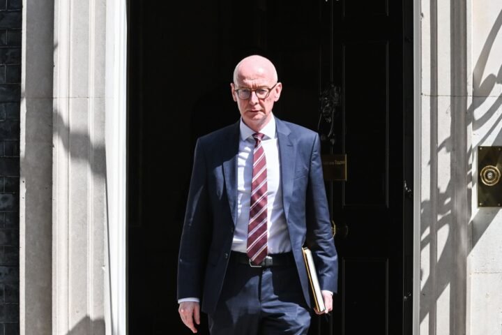 Andy Burnham considers Pat McFadden for Chancellor role to boost market confidence