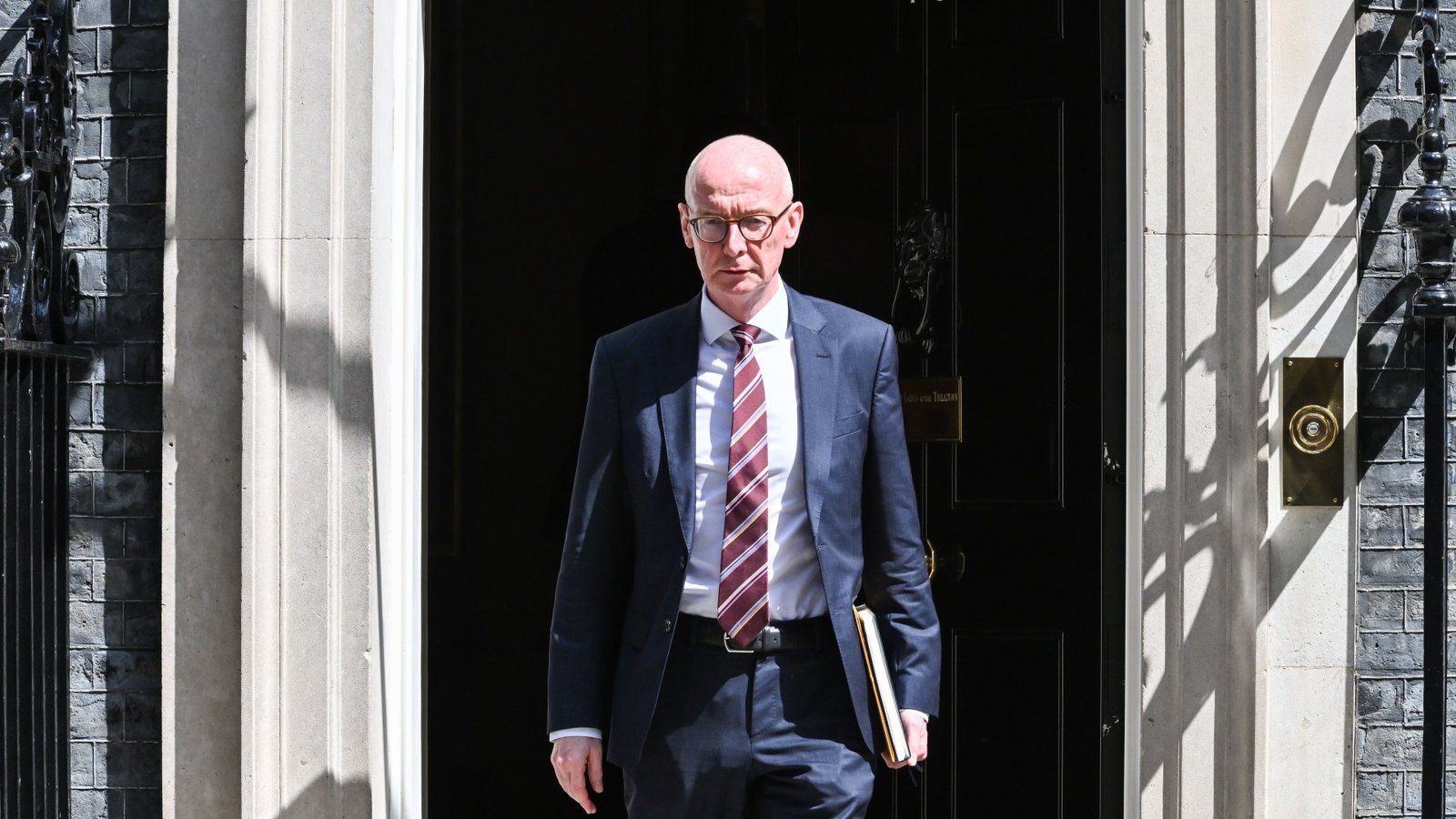 Andy Burnham considers Pat McFadden for Chancellor role to boost market confidence