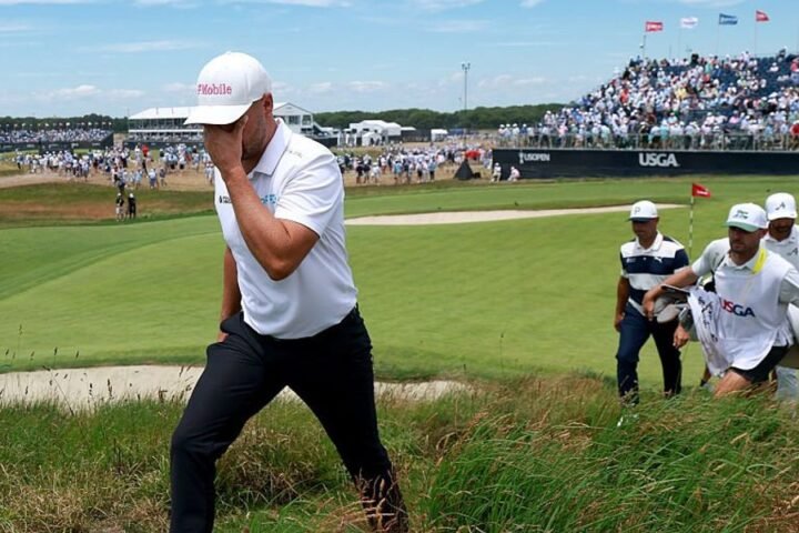 Dustin Johnson's US Open round marred by triple bunker trouble leading to quadruple bogey