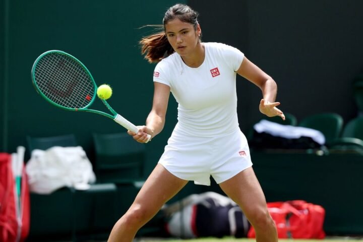 Emma Raducanu's practice session interrupted amid fitness concerns ahead of Wimbledon