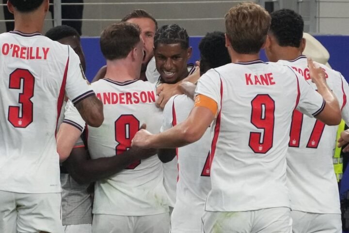 England begins World Cup campaign with 4-2 victory over Croatia