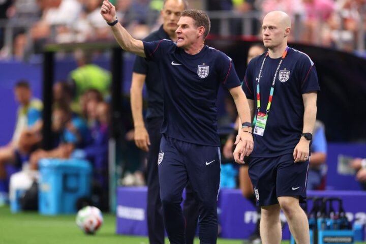 England players endorse Anthony Barry's honest feedback after Croatia World Cup win