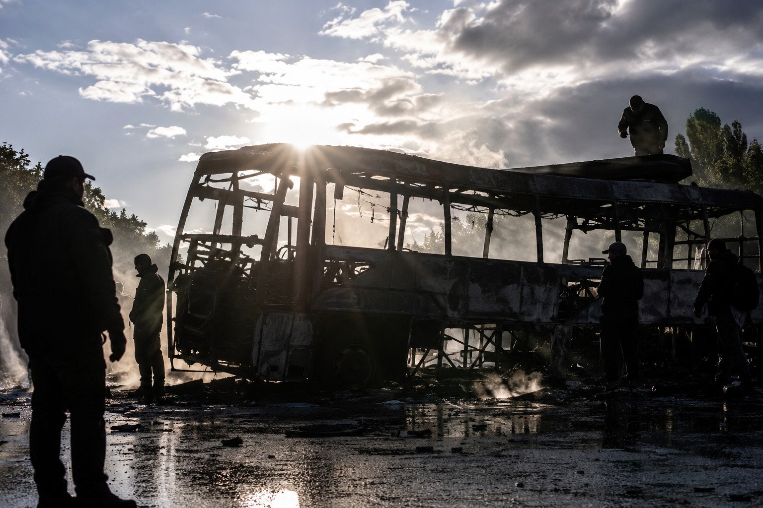 Bus attack in Bryansk: evidence casts doubt on Russian drone claim