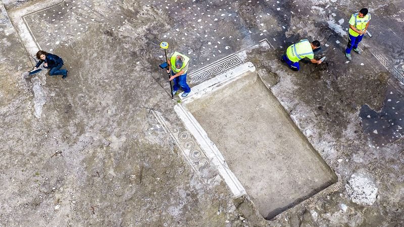 Illegal excavation near Rome uncovers grand Roman villa with intricate mosaics