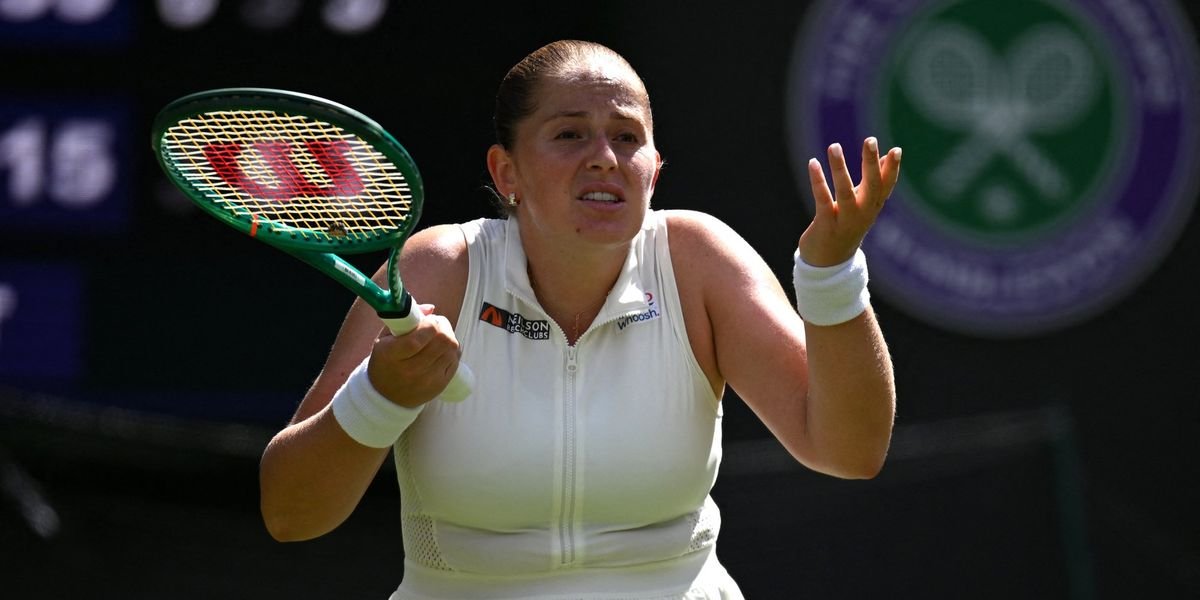 Jelena Ostapenko criticizes Wimbledon crowd while sporting Tesco-branded outfit