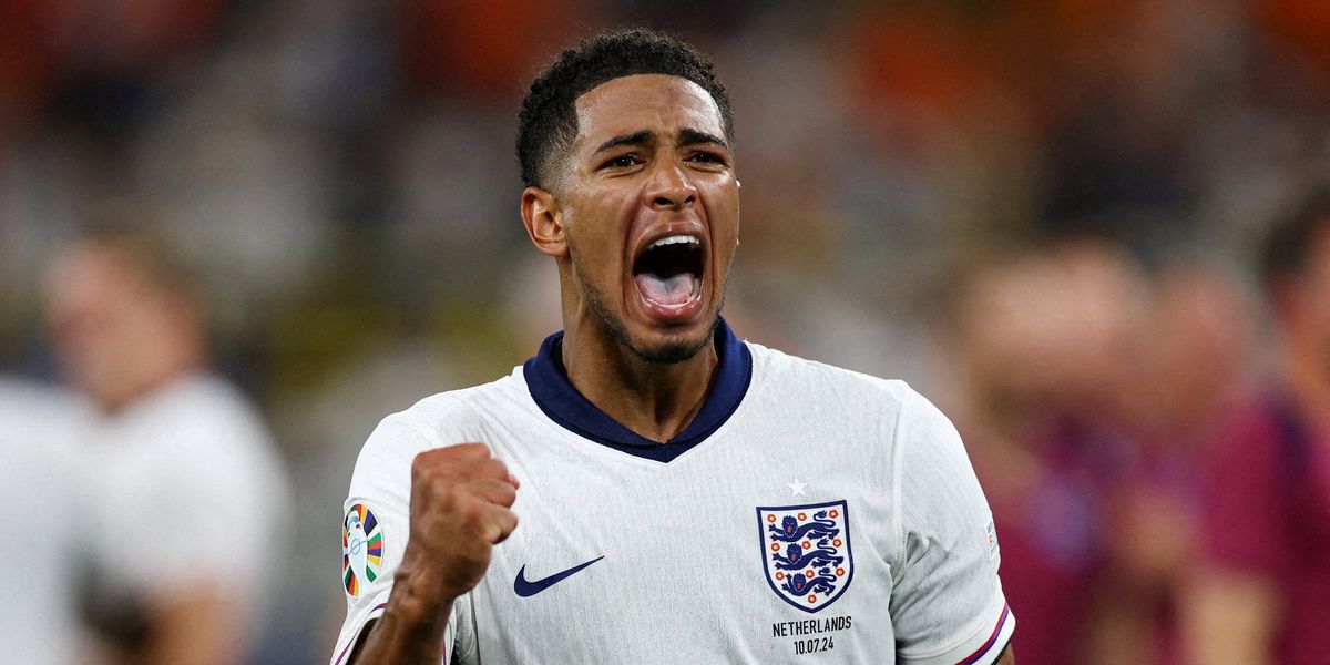 Jude Bellingham confirmed as England's No 10 for World Cup squad