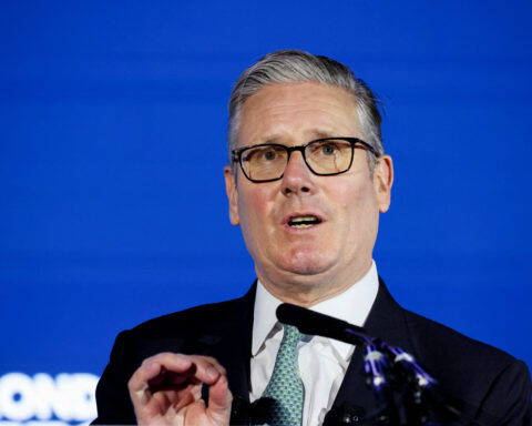 Keir Starmer proposes measures to block children from accessing explicit images on devices