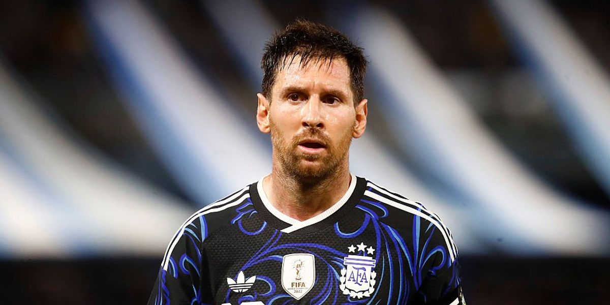 Lionel Messi trains individually as Argentina starts World Cup preparations