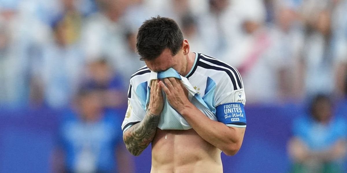 Lionel Messi's emotional World Cup moment linked to father's ongoing health struggles
