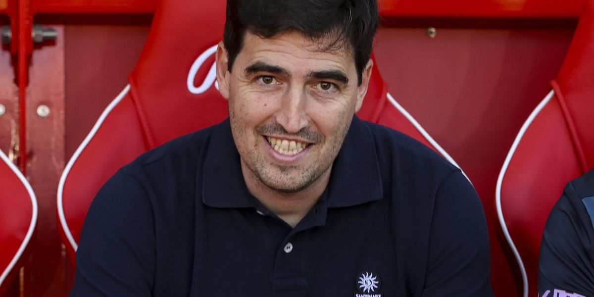 Liverpool finalises agreement with Andoni Iraola following Arne Slot's departure