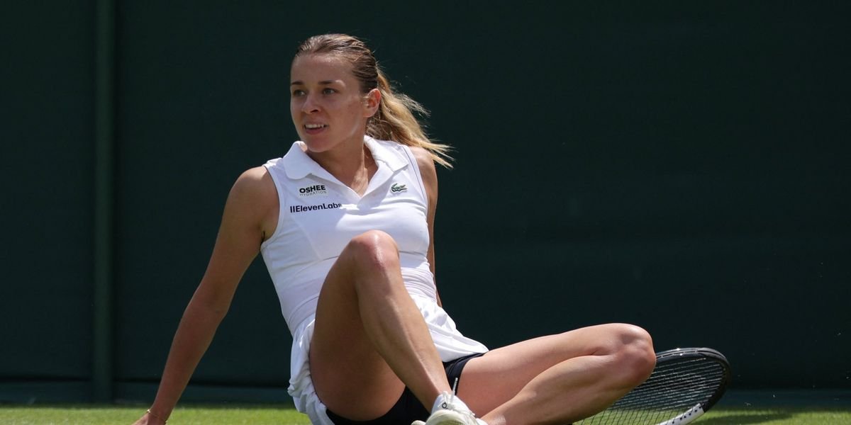 Maja Chwalinska's Wimbledon run ends in injury after near victory