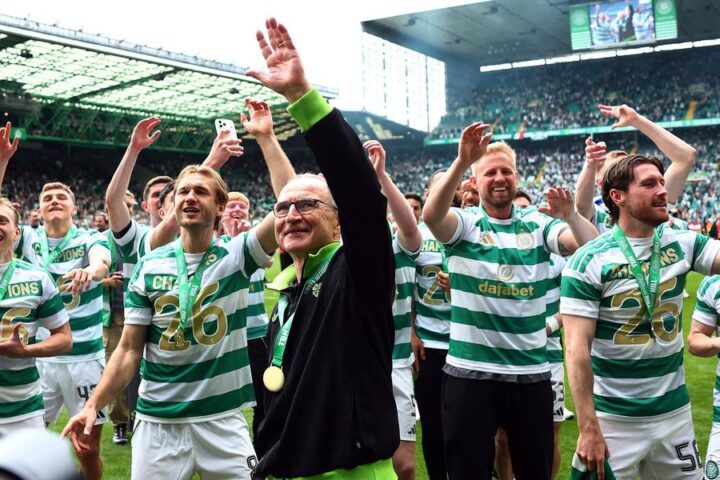 Martin O'Neill to remain as Celtic manager for another year after successful season