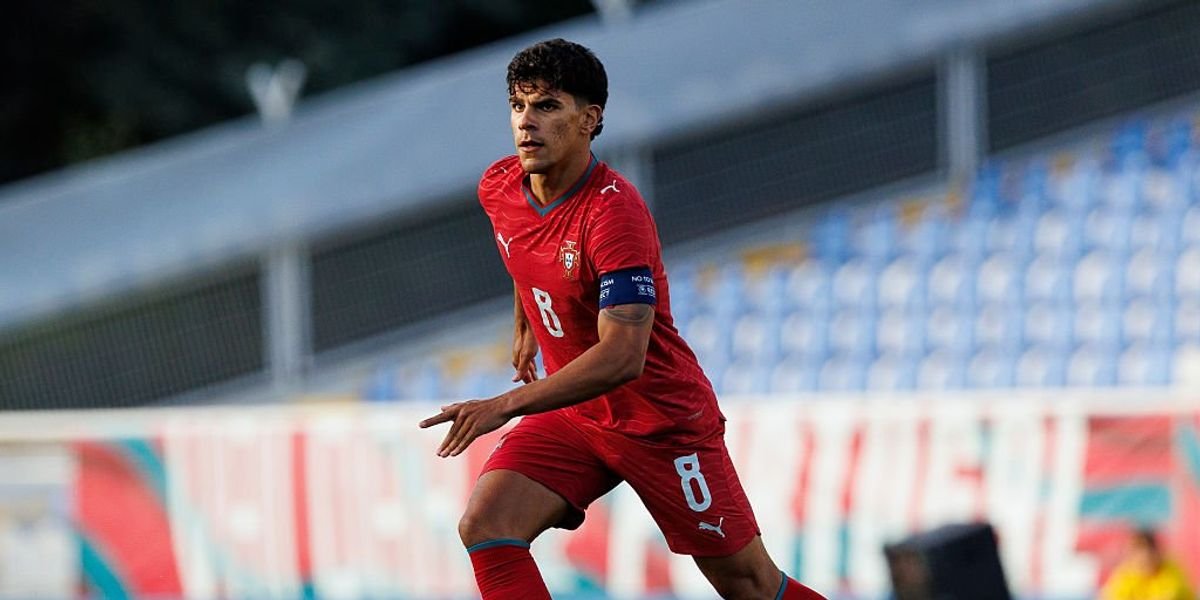 Matheus Fernandes leaves Manchester United and PSG behind to join Tottenham for £85 million