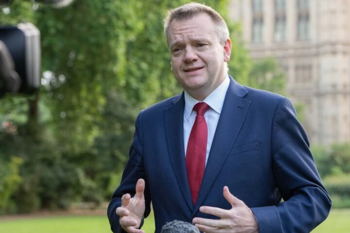 Nick Thomas-Symonds faces allegations of inappropriate texts to a female MP