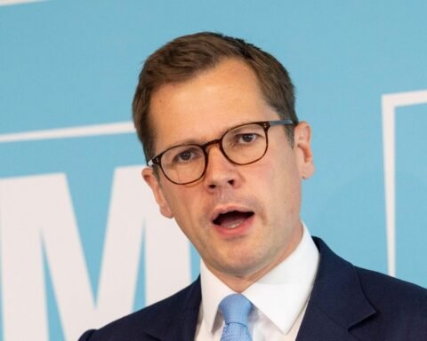 Reform UK proposes tax cut for firms hiring British workers, targeting foreign employment