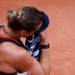 Top seed Aryna Sabalenka eliminated from French Open by 25th seed Diana Shnaider