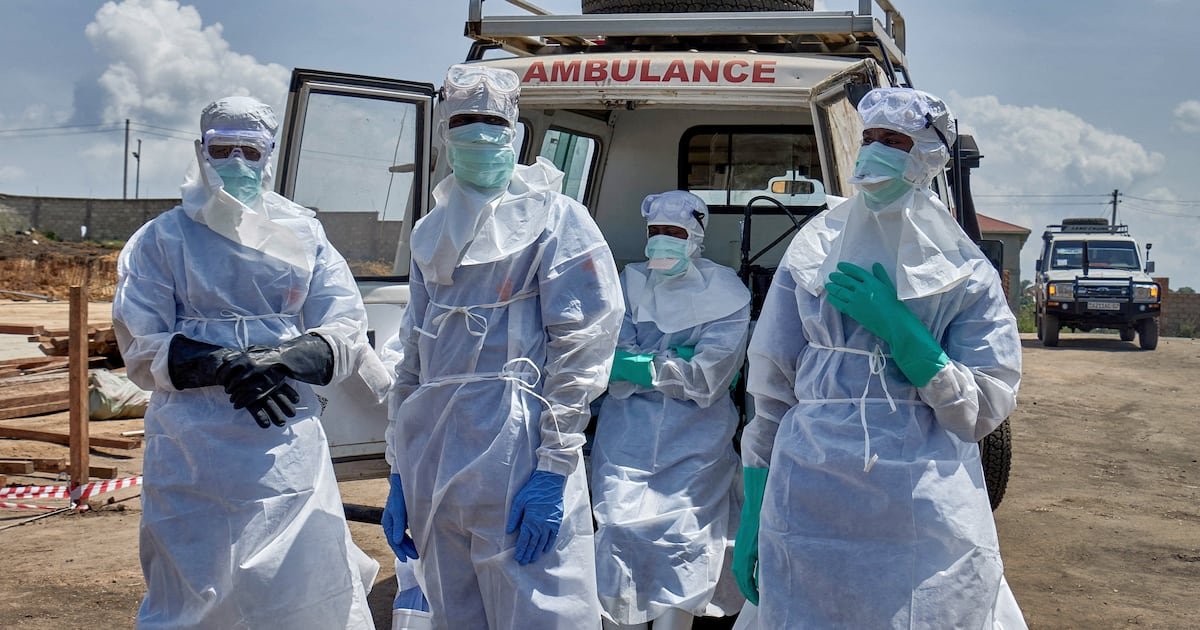 UAE healthcare specialists join efforts to combat Ebola outbreak in Africa