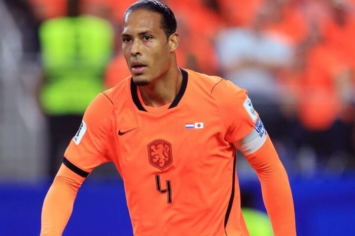 Virgil van Dijk criticizes FIFA's hydration breaks, calls for re-evaluation during World Cup