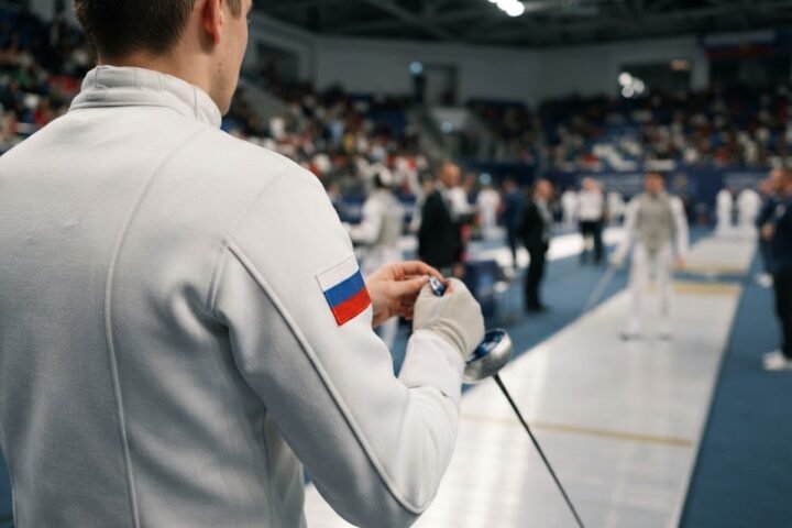 IOC and FIE allow Russian athletes to compete under national flag at 2026 world fencing championships