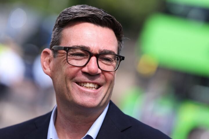 Andy Burnham proposes significant tax cuts for pubs and clubs amid rising living costs