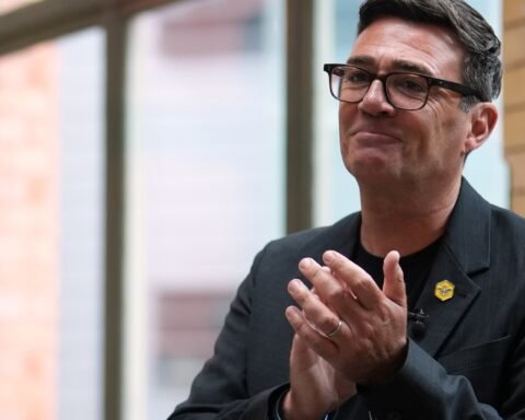 Andy Burnham to establish No10 North in Manchester, inviting foreign leaders to visit