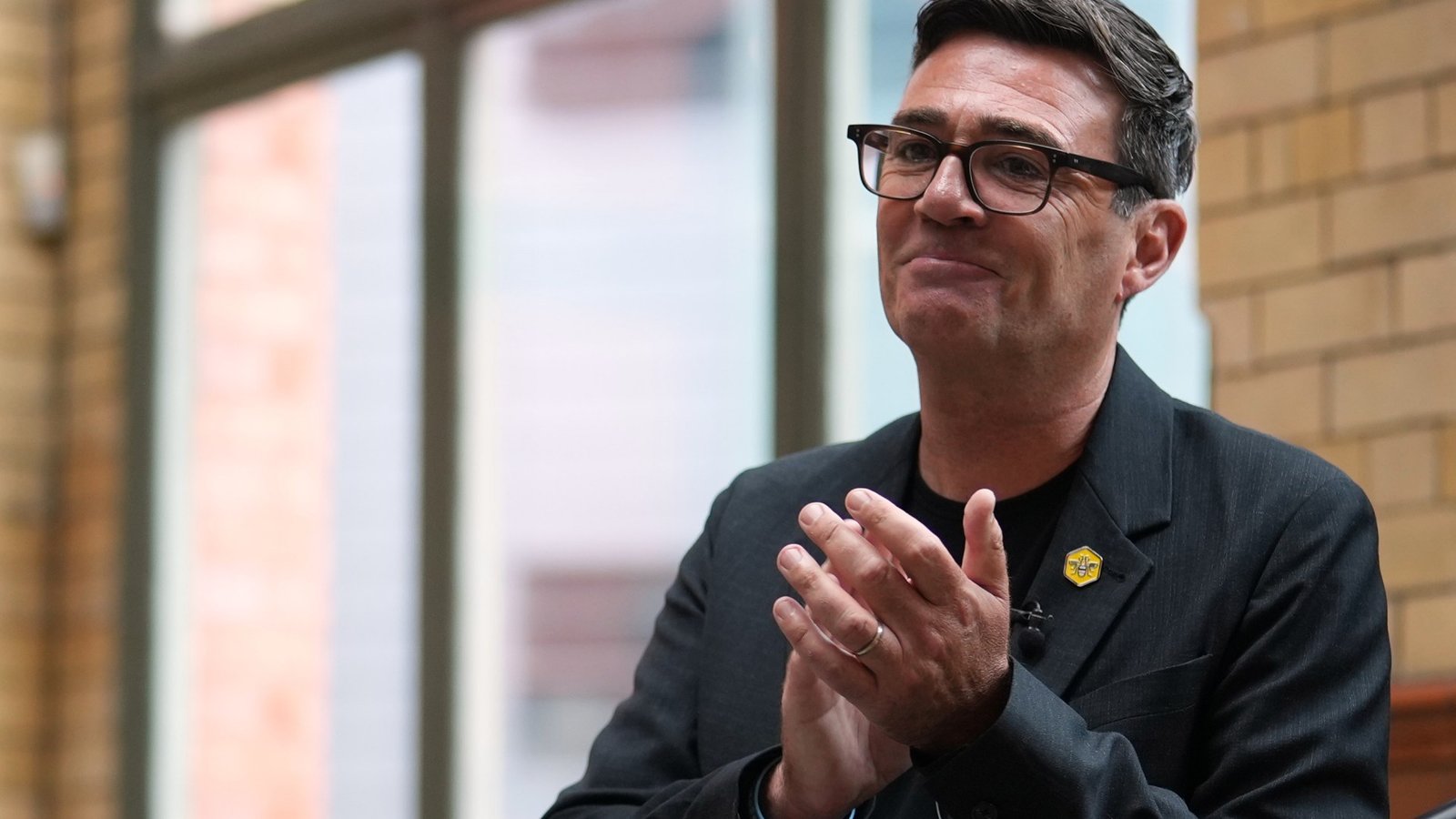 Andy Burnham to establish No10 North in Manchester, inviting foreign leaders to visit