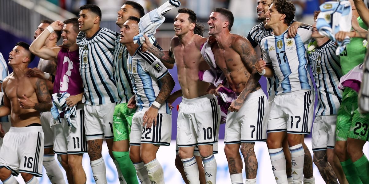 Argentina requests to wear alternative kit for World Cup semi-final against England