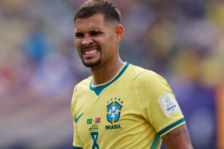 Arsenal open negotiations with Newcastle for Bruno Guimaraes following Chelsea setback