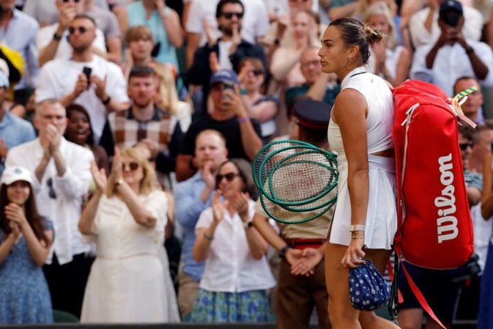Aryna Sabalenka booed off Centre Court after Naomi Osaka defeats her at Wimbledon