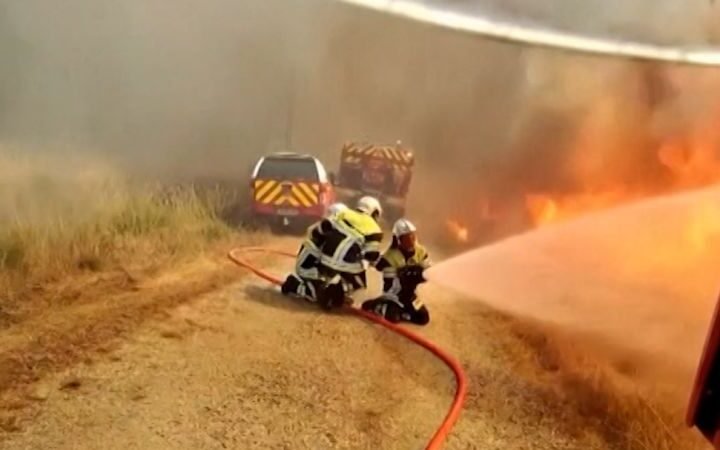 At least three dead and three missing after building collapse in Kumamoto earthquake